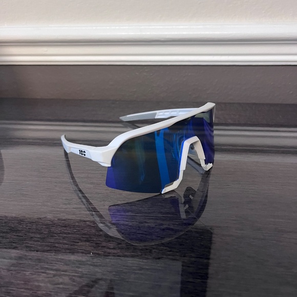 Sunglasses - Picture 3 of 3